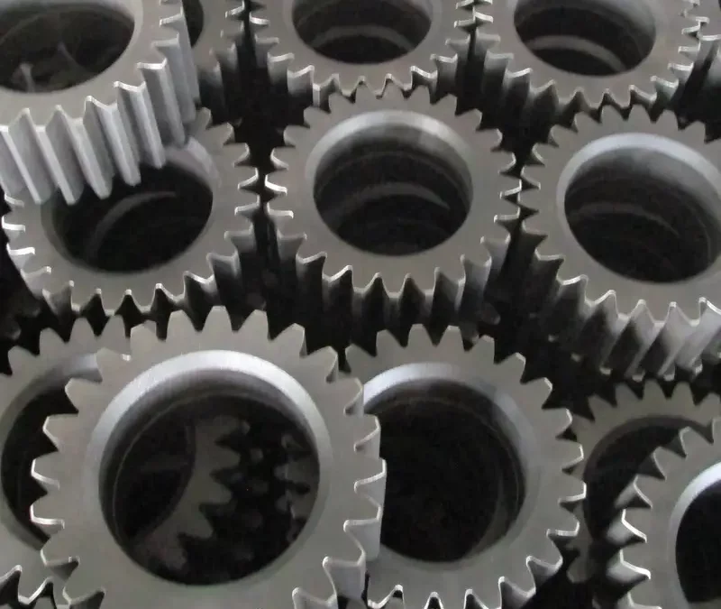 Fundição de metal personalizada: O que é que o distingue da fundição de moldes metálicos?